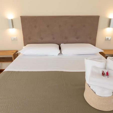 Lungomare Suite & Spa Neapel Exteriör bild