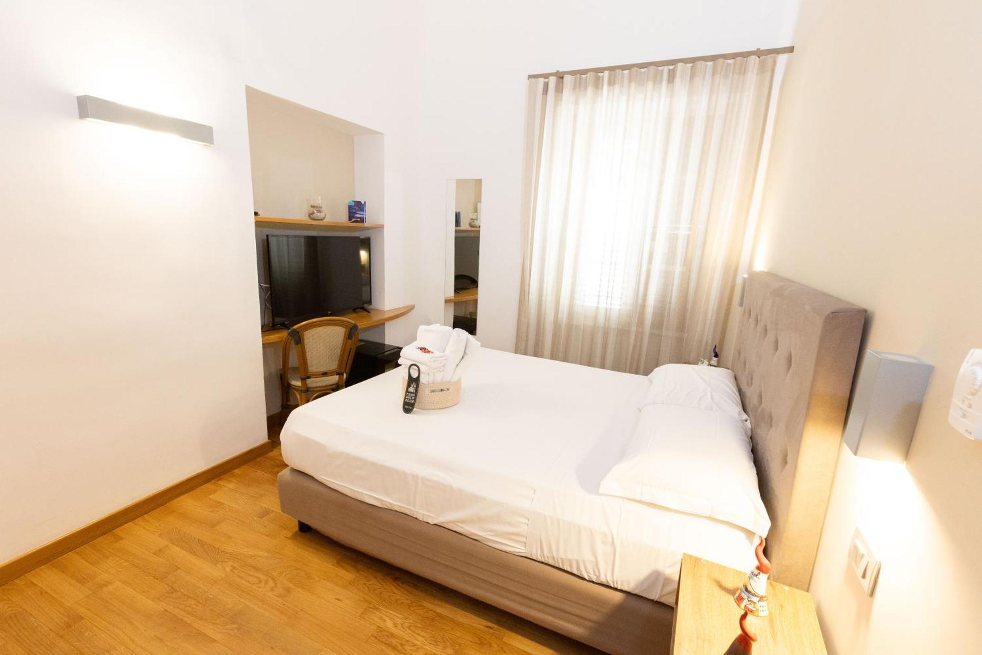 Lungomare Suite & Spa Neapel Exteriör bild