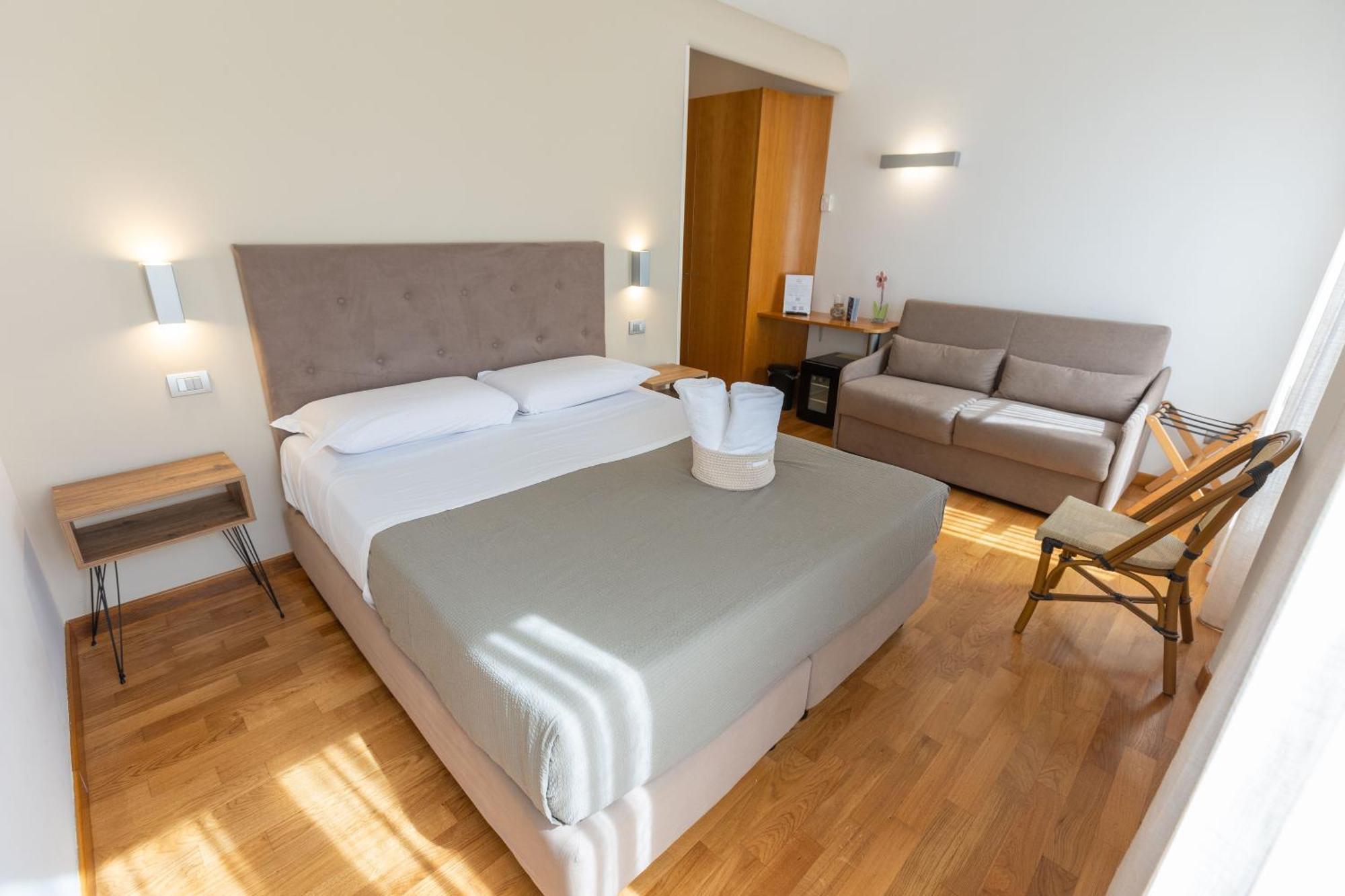 Lungomare Suite & Spa Neapel Exteriör bild