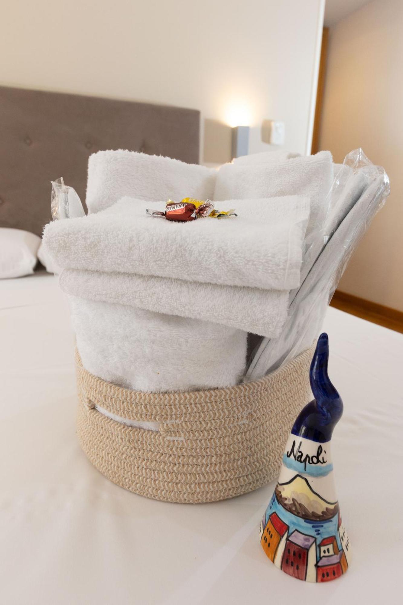 Lungomare Suite & Spa Neapel Exteriör bild